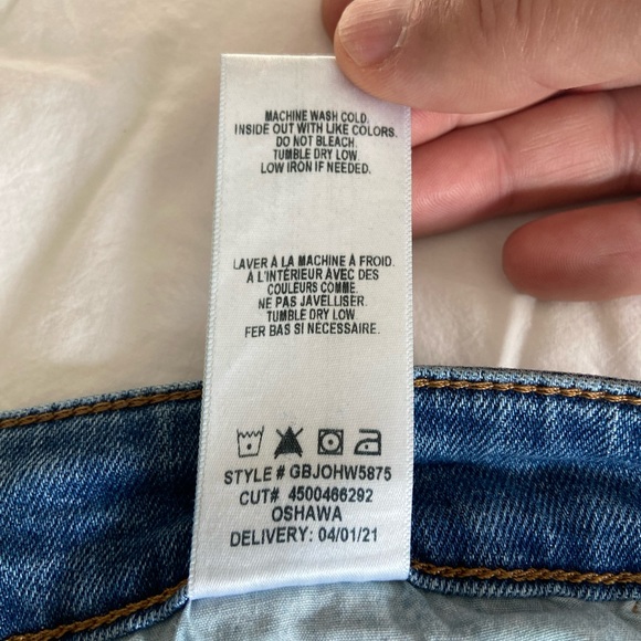 Joe’s Jeans “Oshawa” Slim Boyfiend Cut - Picture 10 of 10